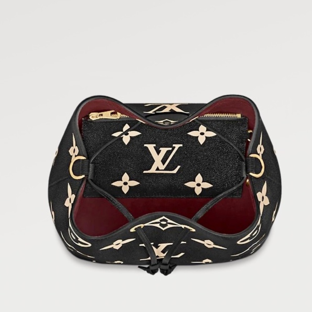 👑✅PRICE FIRM✅ AUTHENTIC Louis Vuitton Bicolor Pouch - Picture 10 of 15